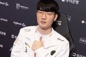 Rita看HLE 0-2落后：zeus狀態(tài)？看到了苦苦支撐的一個(gè)炸彈人